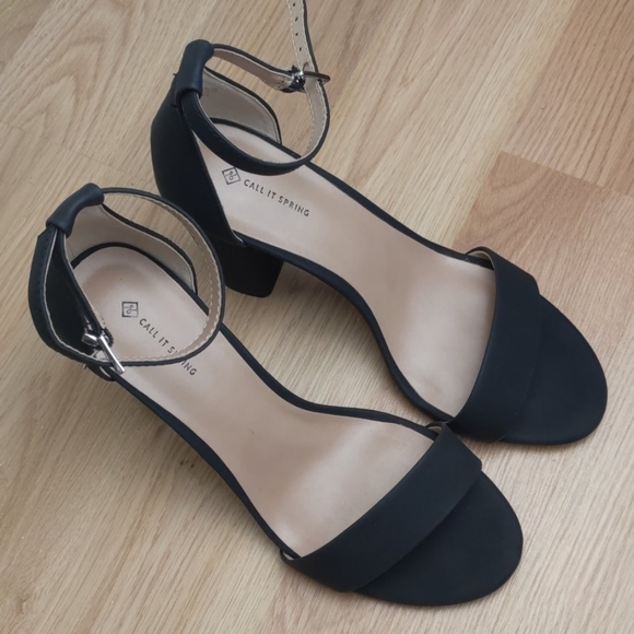 NEW Call it Spring, Black Chunky Ankle Strap Heels - Picture 4 of 8